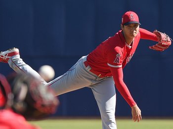 大谷翔平の二刀流を支えるアシックスの純国産技術。<Number Web> photograph by AFLO