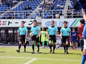 Jリーグのビデオ判定はどうなる?試合が止まる時間は1分以下だが……。