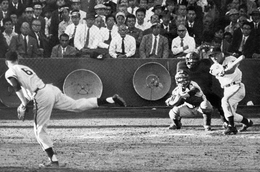 早くAI審判をプロ野球に導入しろ!ダンカンが説く「神の誤審」の味わい方。<Number Web> photograph by Kyodo News