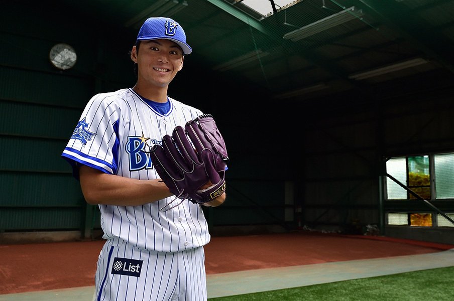 「絶対にプロ野球選手になる!」DeNA熊原健人が“仙台”でかなえた夢。 <Number Web> photograph by Hideki Sugiyama
