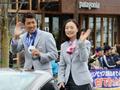 五輪銀の渡部選手ら地元パレード 長野・白馬、上村さんも