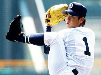 「対抗競技大会」が育む沖縄野球の逞しさ。~甲子園強豪県へ押し上げた理由~<Number Web> photograph by NIKKAN SPORTS