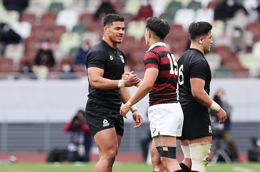天理大優勝の立役者フィフィタを覚醒させた“劇薬”とは…来日7年、好きな日本語は「勇気」心優しい青年の夢<Number Web> photograph by SportsPressJP/AFLO