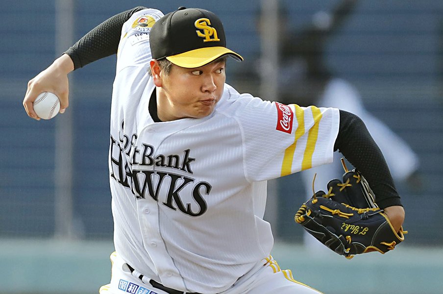 パの新人王に推す、狂気の右投手。津森宥紀を3位で取れたSBの幸運。<Number Web> photograph by Kyodo News
