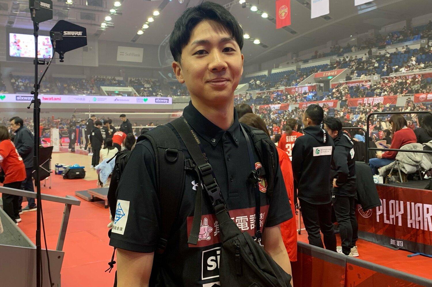 昨シーズン限りで現役を引退し、現在はサントリーサンバーズ大阪のマネージャーとしてチームを支える西田寛基(筆者撮影)