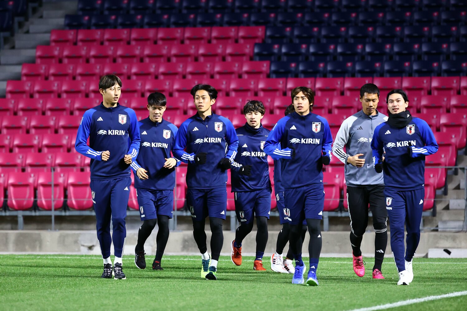 アジア2次予選に臨む日本代表リストを見ると、そのほとんどが欧州クラブに所属する選手たち。水沼氏は「これまでの日本サッカーが積み重ねてきたことが実を結んでいる」と語った　©JFA/AFLO