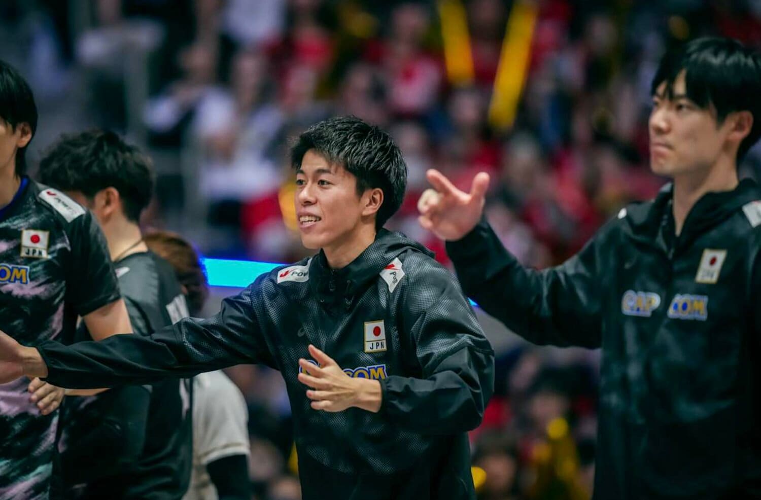 どんな場面でも安定感あるプレーを披露した富田将馬。「強い日本代表」の象徴とも言えるプレーヤーだ　©︎Volleyball World