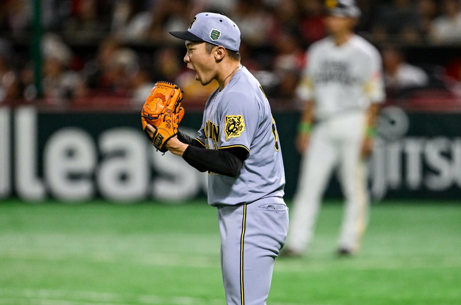 「防御率0.17は自分の実力ではない」50試合連続無失点の阪神無双リリーフ・石井大智が明かした”驚きの自己評価” 本人が気づいていた「自分に足りないもの」＜Number Web＞ photograph by Nanae Suzuki