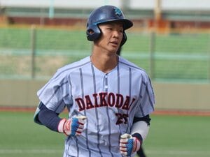 「高校時代は最後まで控え」「2部リーグの大学進学」の選手がナゼ…“大学史上初のドラフト指名選手”に? 日ハム《ナゾの育成1位》岡田光平とは何者か