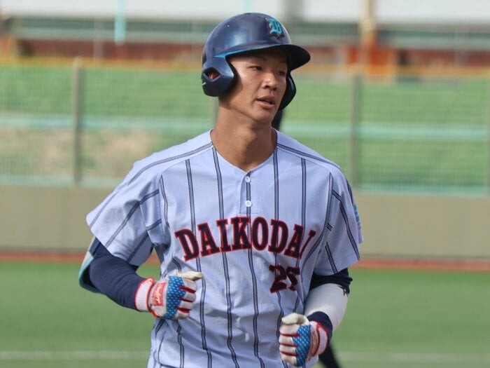 「高校時代は最後まで控え」「2部リーグの大学進学」の選手がナゼ…“大学史上初のドラフト指名選手”に？ 日ハム《ナゾの育成1位》岡田光平とは何者か＜Number Web＞ photograph by Fumi Sawai