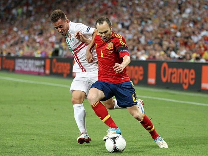 スペイン、初戦ポルトガルは歓迎?2大会ぶりW杯制覇へ楽観ムードが。<Number Web> photograph by Getty Images