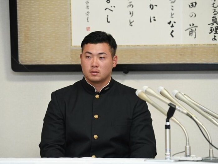 ドラフトウラ話「指名漏れを思うと当日会見は…」「調査書の数は公言していいのか」無名公立校“テレビに映らない”ドタバタ現場《ヤクルト育成2位》<Number Web> photograph by Kota Inoue