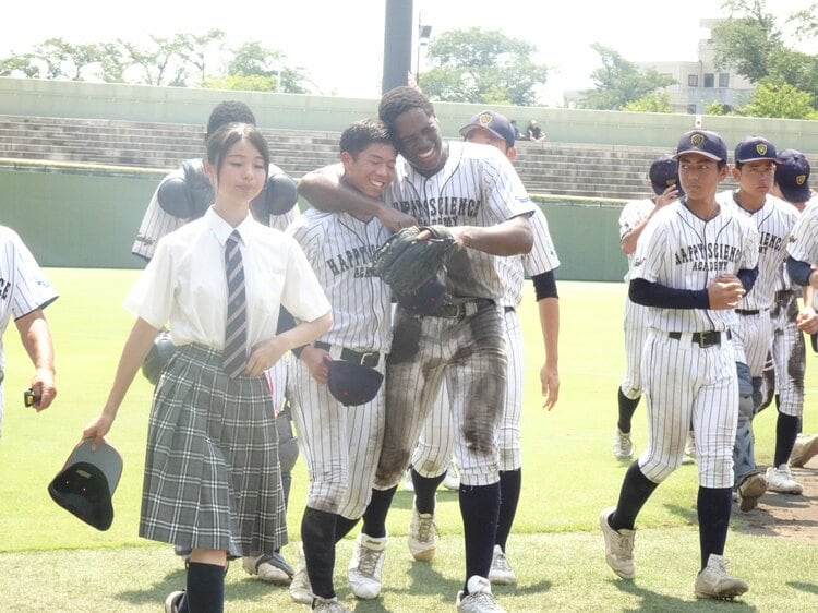 グシャッ」破裂音が…高校野球で話題“189cm・105kg”幸福の科学学園