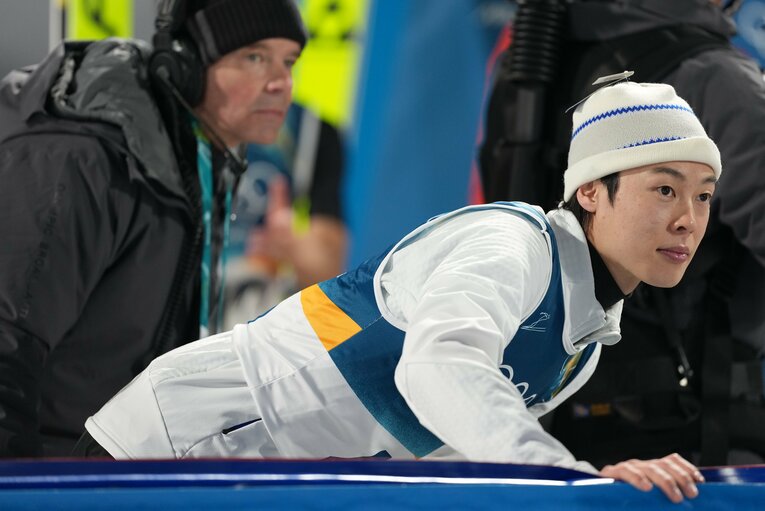 ミラノ・コルティナ五輪、ジャンプ男子個人ノーマルヒルで8位に終わった小林陵侑 ©Tsutomu Kishimoto／JMPA