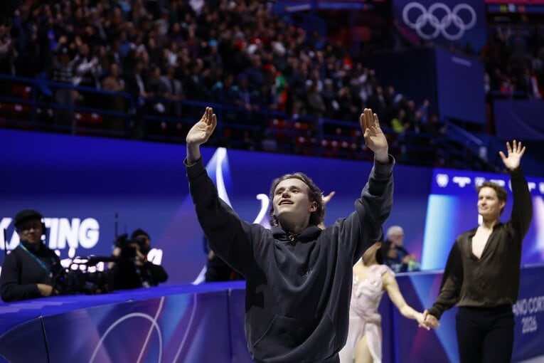 【フィギュア仲良しレア写真】21日のエキシビションの様子（写真は右に続きます）　©Sunao Noto/JMPA