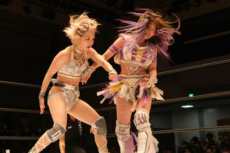 6月28日の後楽園ホール大会では、なつぽいがスターダムで初めて中野たむに勝利　©Norihiro Hashimoto