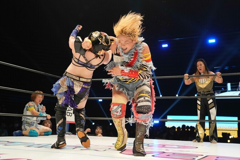 スターライト・キッドの首を狩る高橋奈七永