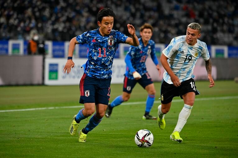 アルゼンチン戦での久保　©JMPA