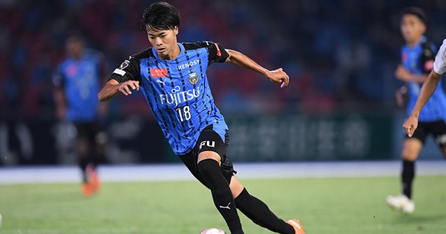 元日本代表3人もホメた「なぜフロンターレ三笘薫のドリブルは抜けるのか?」<J1最注目の2年目>