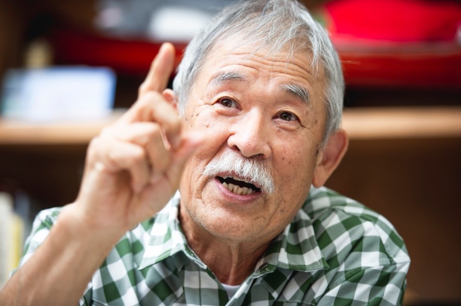 なぜアウトドア企業が本を作るのか。創業者「野外で遊ぶだけではなくて」<Number Web> photograph by Yuki Suenaga
