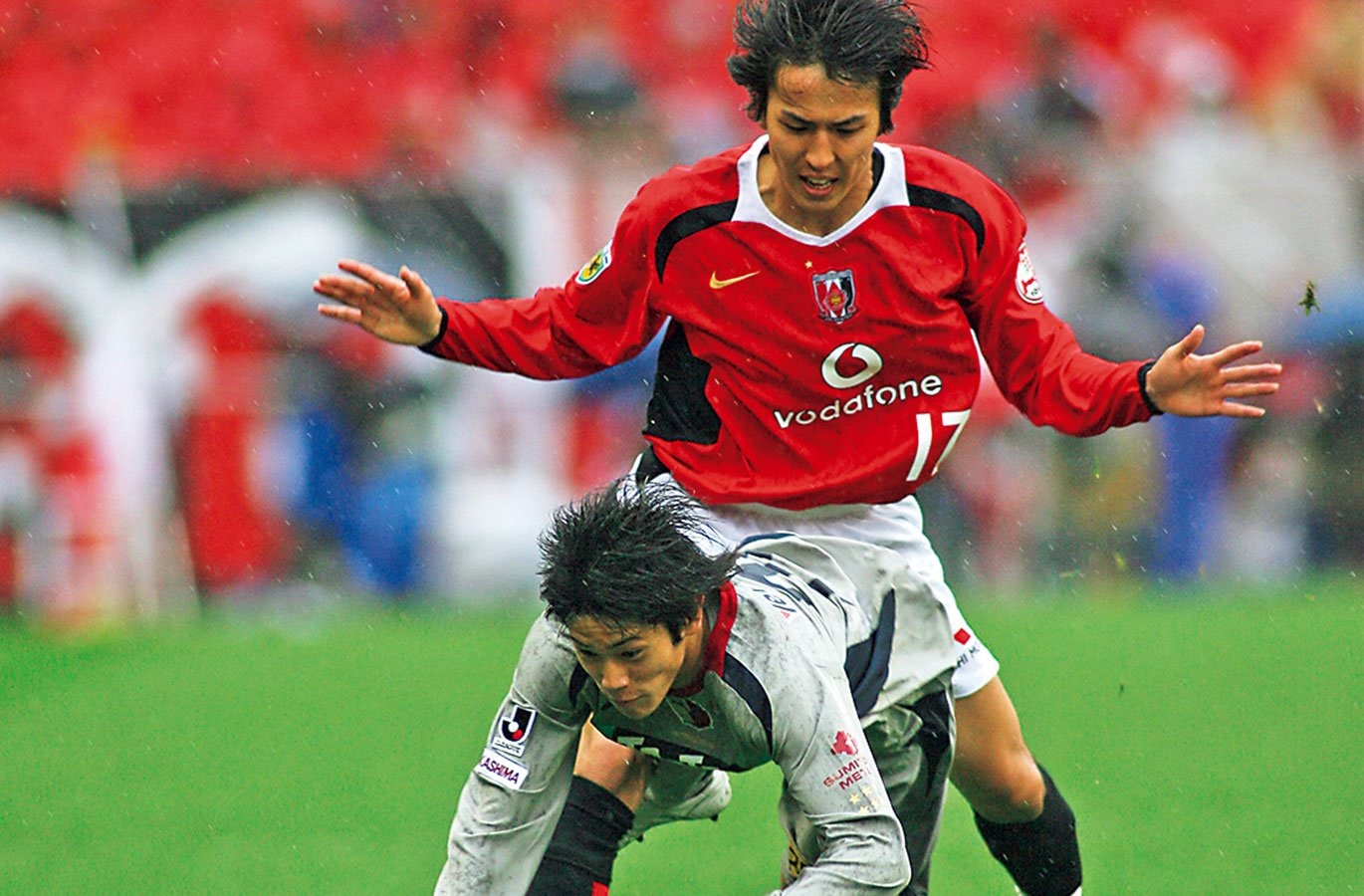 内田篤人へ》なぜ長谷部誠は、引退した盟友に「『おめでとう』と言い