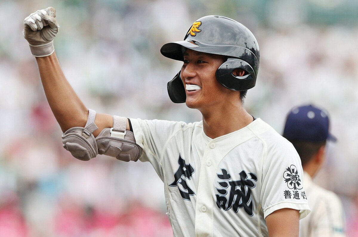 甲子園　校名入りペナント　計15枚　大阪桐蔭高校ほか 甲子園 校名入りペナント 計15枚 大阪桐蔭高校ほか 2025年最新】大阪