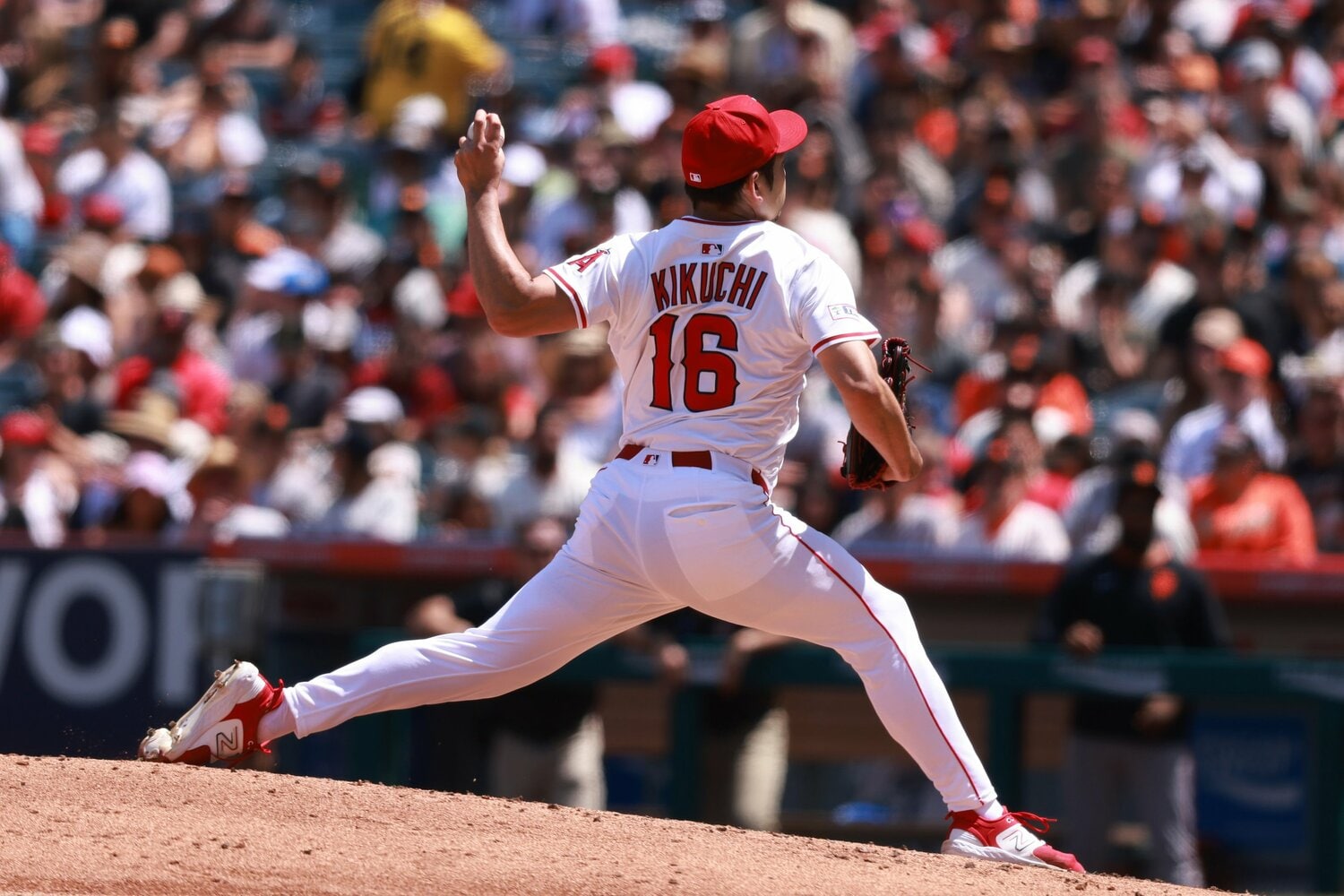 発達した広背筋が、投球の馬力を支えている　©Getty Images