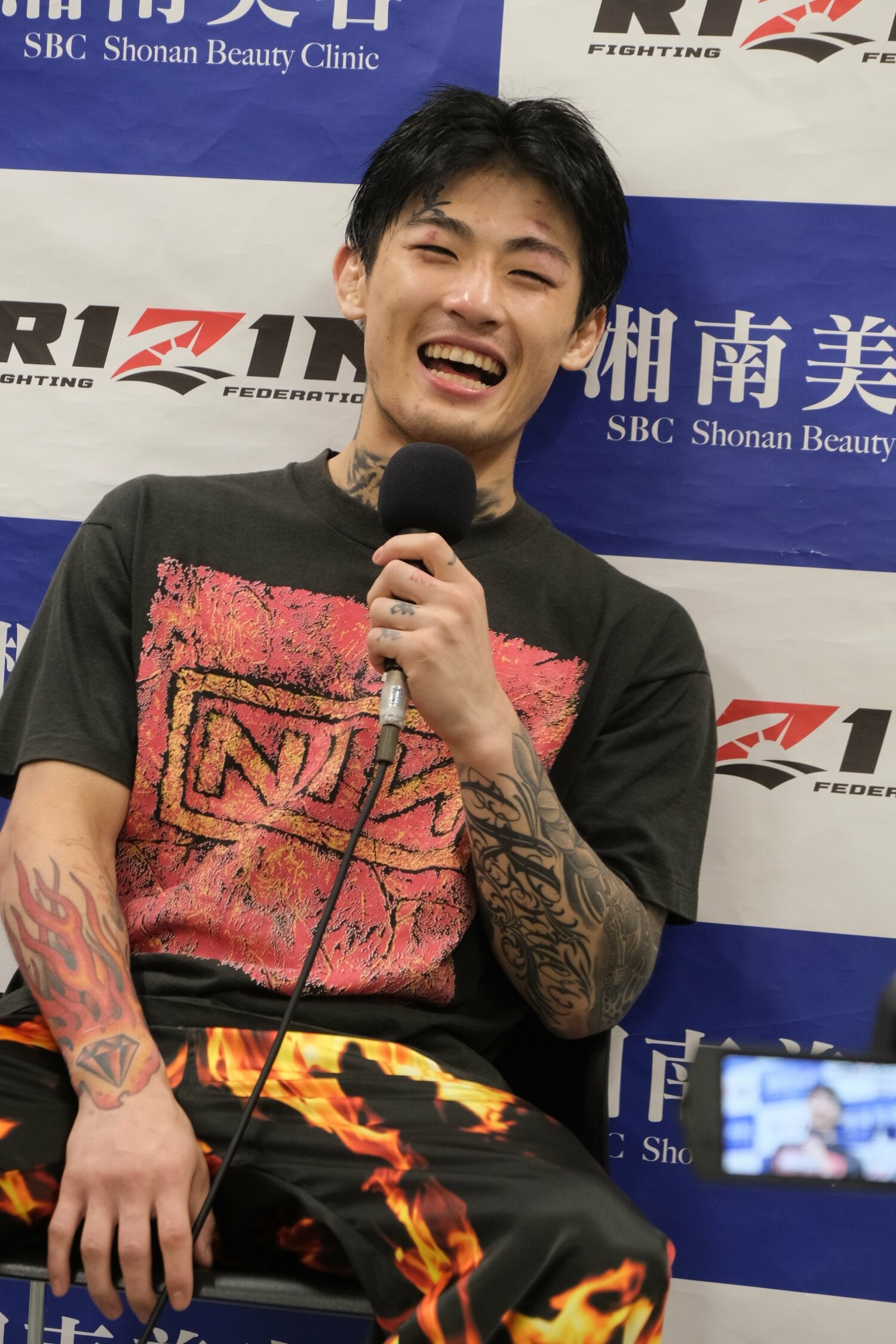 試合後の会見では「20分くらいしゃべってもいいですか」と上機嫌だった平本　©Norihiro Hashimoto