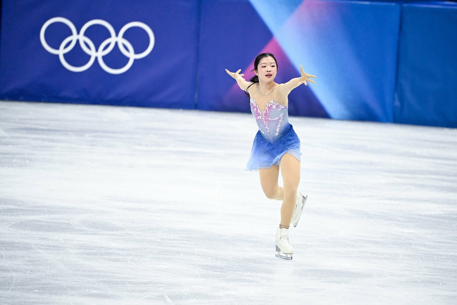 島田と同年齢ながら誕生日の関係でひと足先にミラノ五輪に出場した中井亜美は、ショート・フリーともにトリプルアクセルを決めて銅メダルを獲得　©Asami Enomoto/JMPA