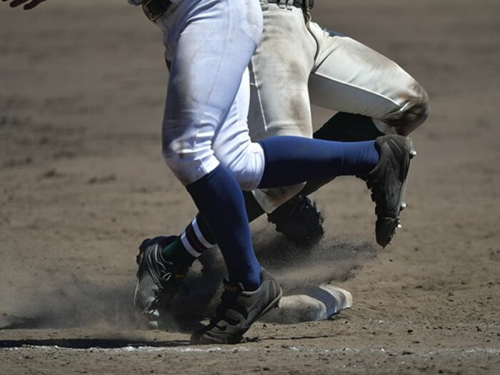 山下公園で高校野球の監督が驚く話。太極拳には投球と打撃の真髄がある？＜Number Web＞ photograph by Hideki Sugiyama