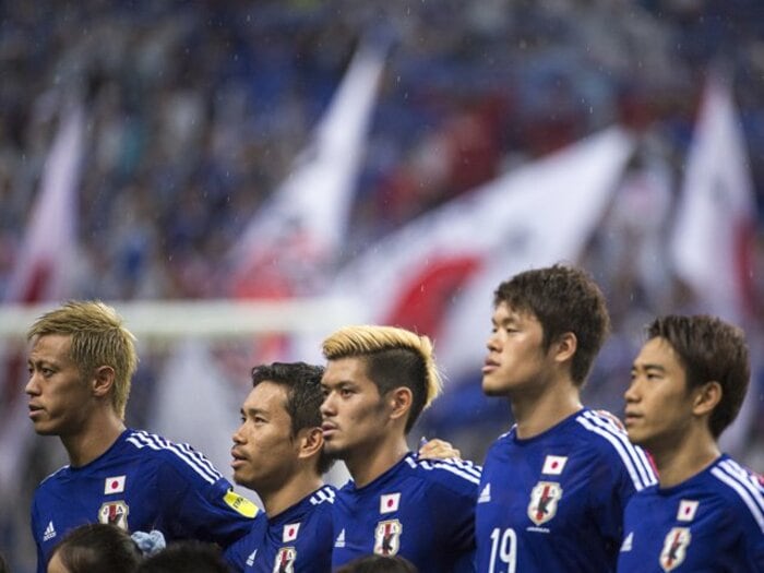 本田＆酒井宏の右サイド2人攻略計画。W杯本大会用の戦術が着々と進行中。＜Number Web＞ photograph by Takuya Sugiyama