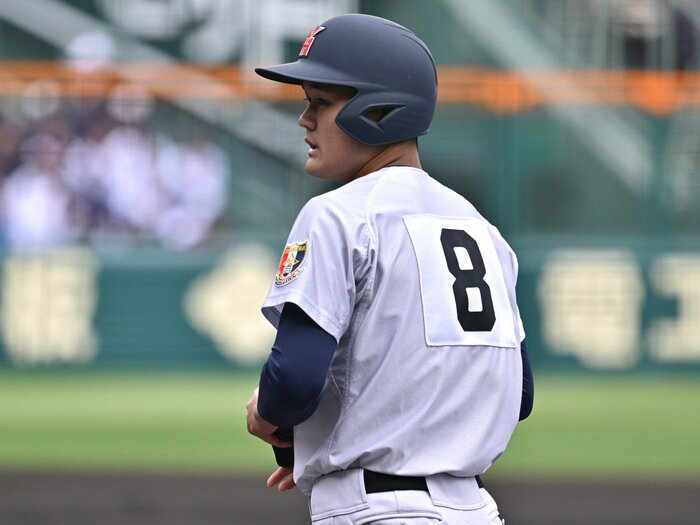 「ノーステップで右中間弾とは」不作センバツでスカウトが衝撃“ドラフト候補No.1野手”横浜・阿部葉太の高い野球IQ…155キロ腕・石垣元気は?<Number Web> photograph by Hideki Sugiyama