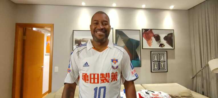 エジミウソンの豪華お宅と家族のラブラブぶり…写真はまだまだ続きます　©Hiroaki Sawada