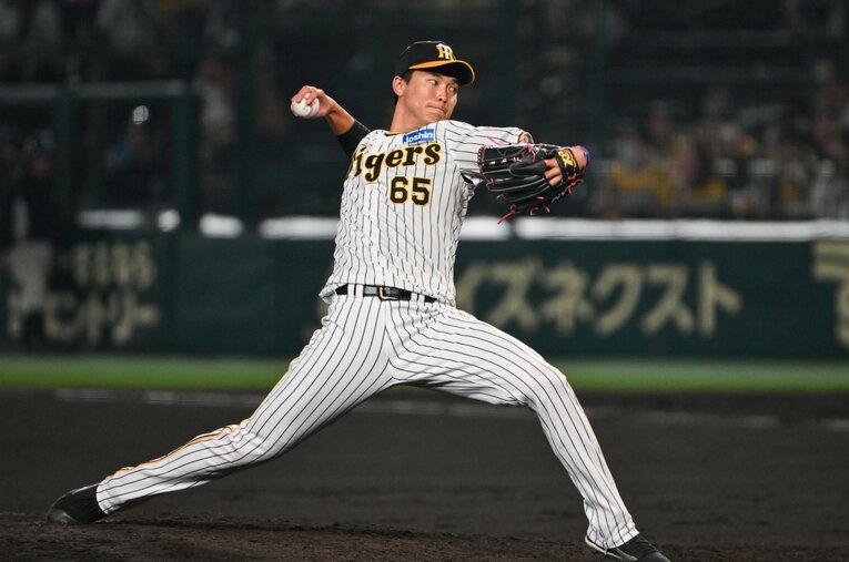 2022年、2023年と阪神のクローザーとして活躍した湯浅　©Nanae Suzuki