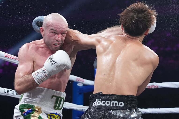 結局は井上に圧倒されたとはいえ、ドヘニーの戦いは決して恥ずべきものではなかった　©Naoki Fukuda