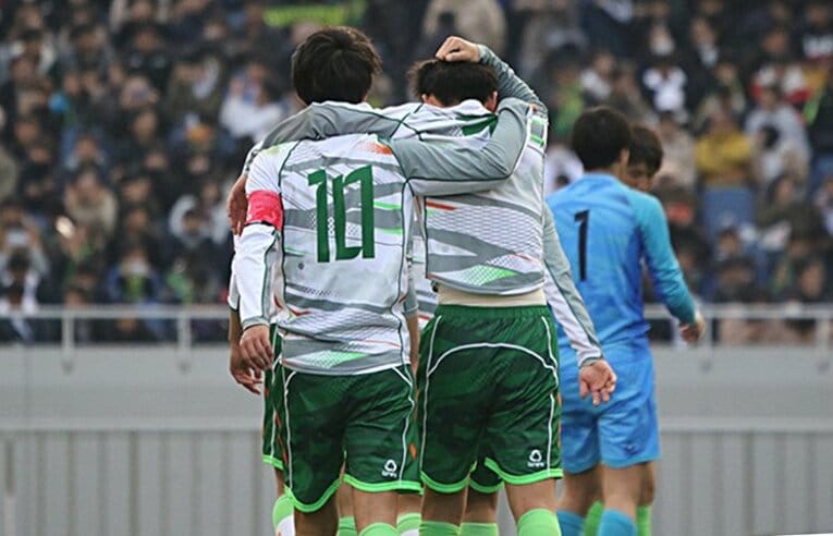 選手権V静岡学園の「勝つ意識」。上手いだけでは青森山田を崩せない。(3)