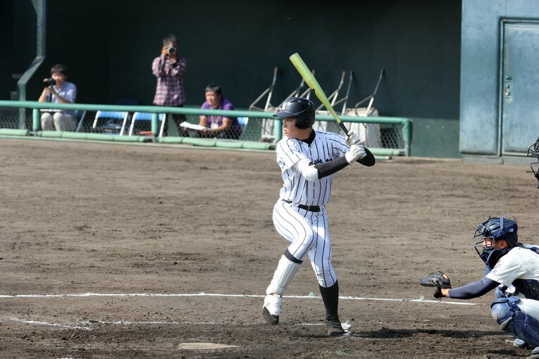 当時高校1年生の村上宗隆（2015年秋季高校野球 九州大会 2回戦）©︎AFLO