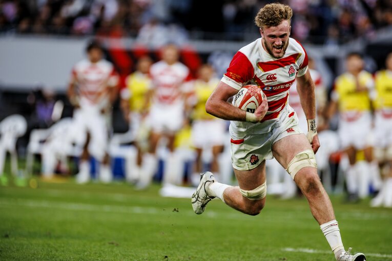 2022年10月、オールブラックス戦での独走トライ　©Kiichi Matsumoto