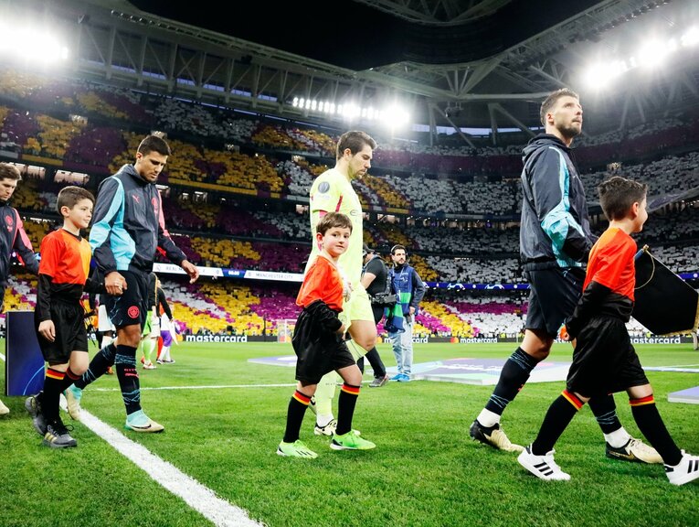 衝撃ゴラッソ連発のレアルvsマンC、約7万人の圧が凄まじいアトレティコサポ…CLでカメラマンが見た欧州サッカーの首都マドリード“熱狂の日常”(4)