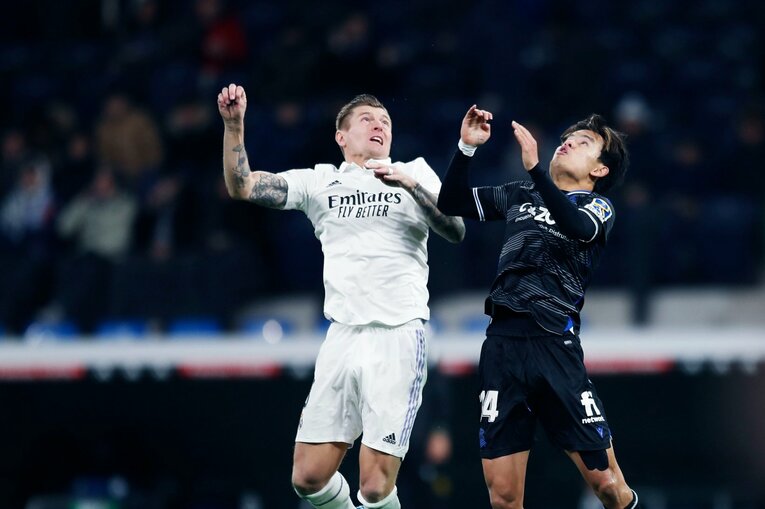 「クボのソックスに穴が！」バルサに続きマドリーも“久保建英が脅威”だった…現地撮影で感じた出色の貢献「クロースが苦虫を」(35)