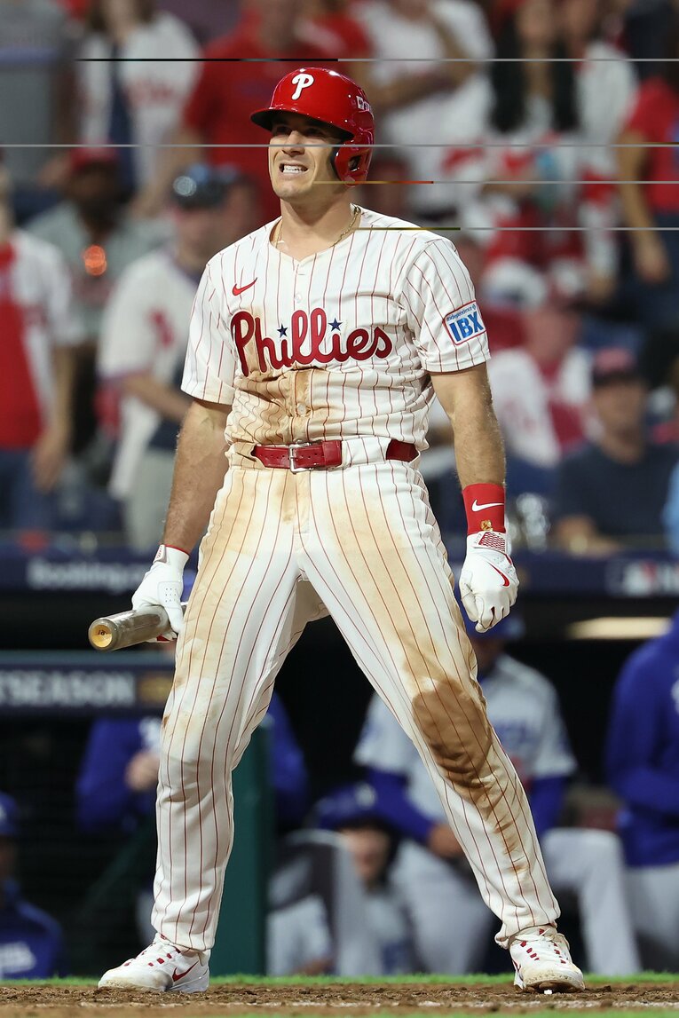 佐々木のスプリットを見逃し三振。驚きの表情を浮かべるリアルミュート ©Getty Images