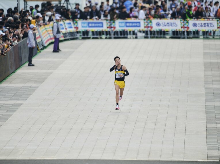 パリ五輪6位の赤崎は2時間7分48秒で17位だった　©Yuki Suenaga