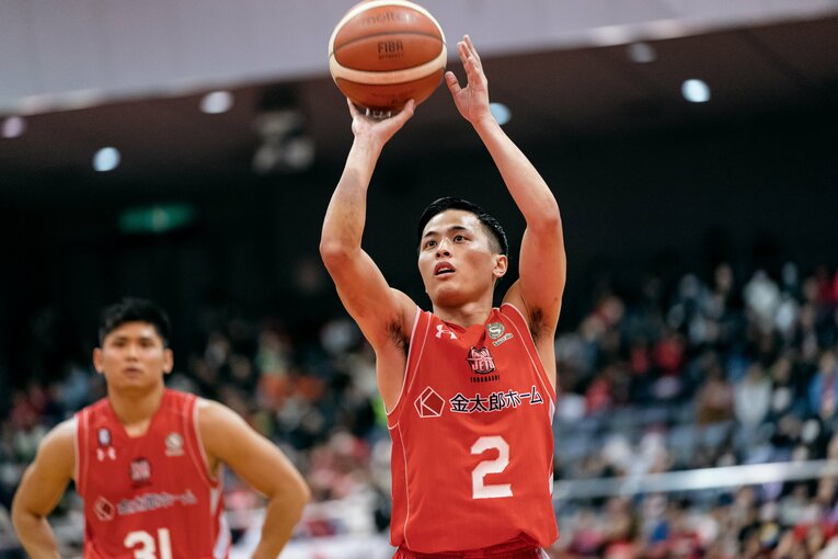 「自分ももう27歳なので…」千葉ジェッツ富樫勇樹が明かすキャプテンを引き受けた理由(5) ／ photograph by B.LEAGUE