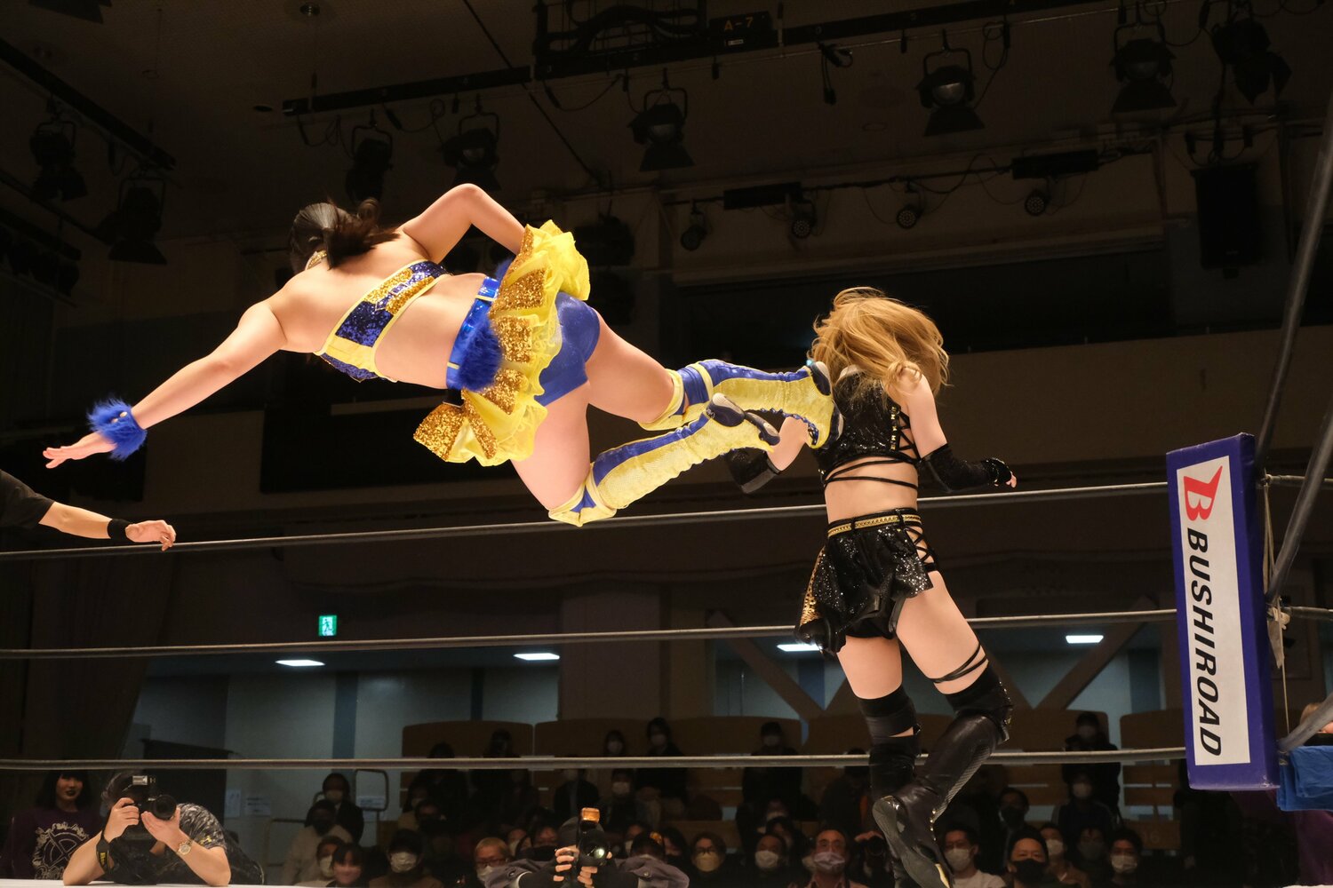 いきなり奇襲を仕掛けるなど、工夫した戦いぶりを見せた