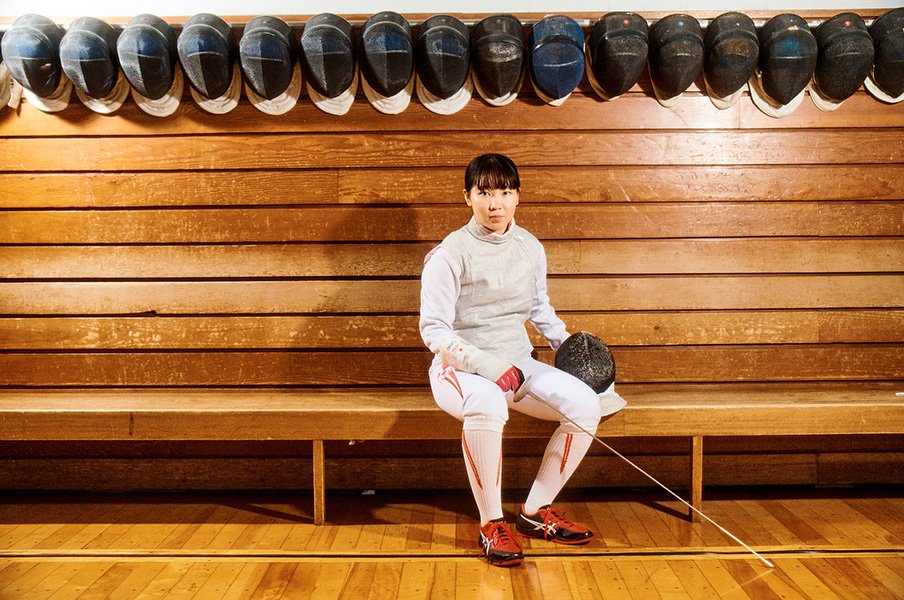 「男子みたいなフェンシングだって言われますが」五輪でメダル目指す19歳、上野優佳が掲げる理想像＜Number Web＞ photograph by Ichisei Hiramatsu
