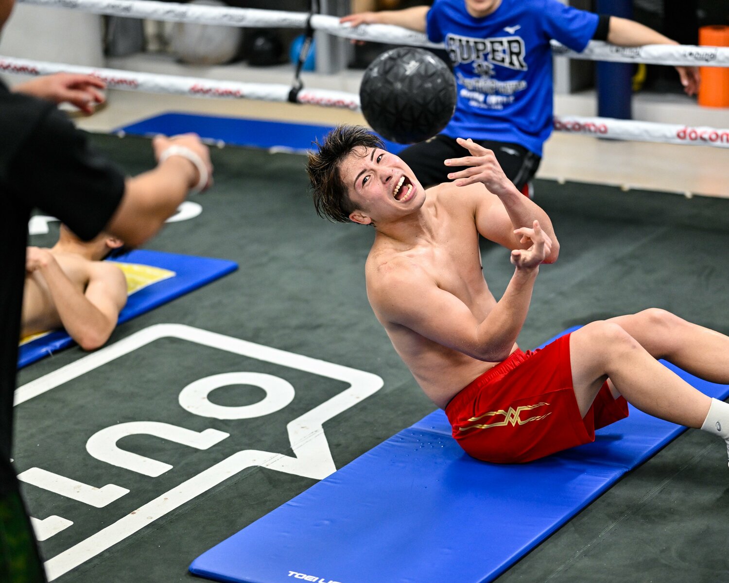 11月上旬、ジムワークで追い込む井上尚弥。圧倒的有利との下馬評でも抜かりなく決戦に備える　©︎Hiroaki Yamaguchi