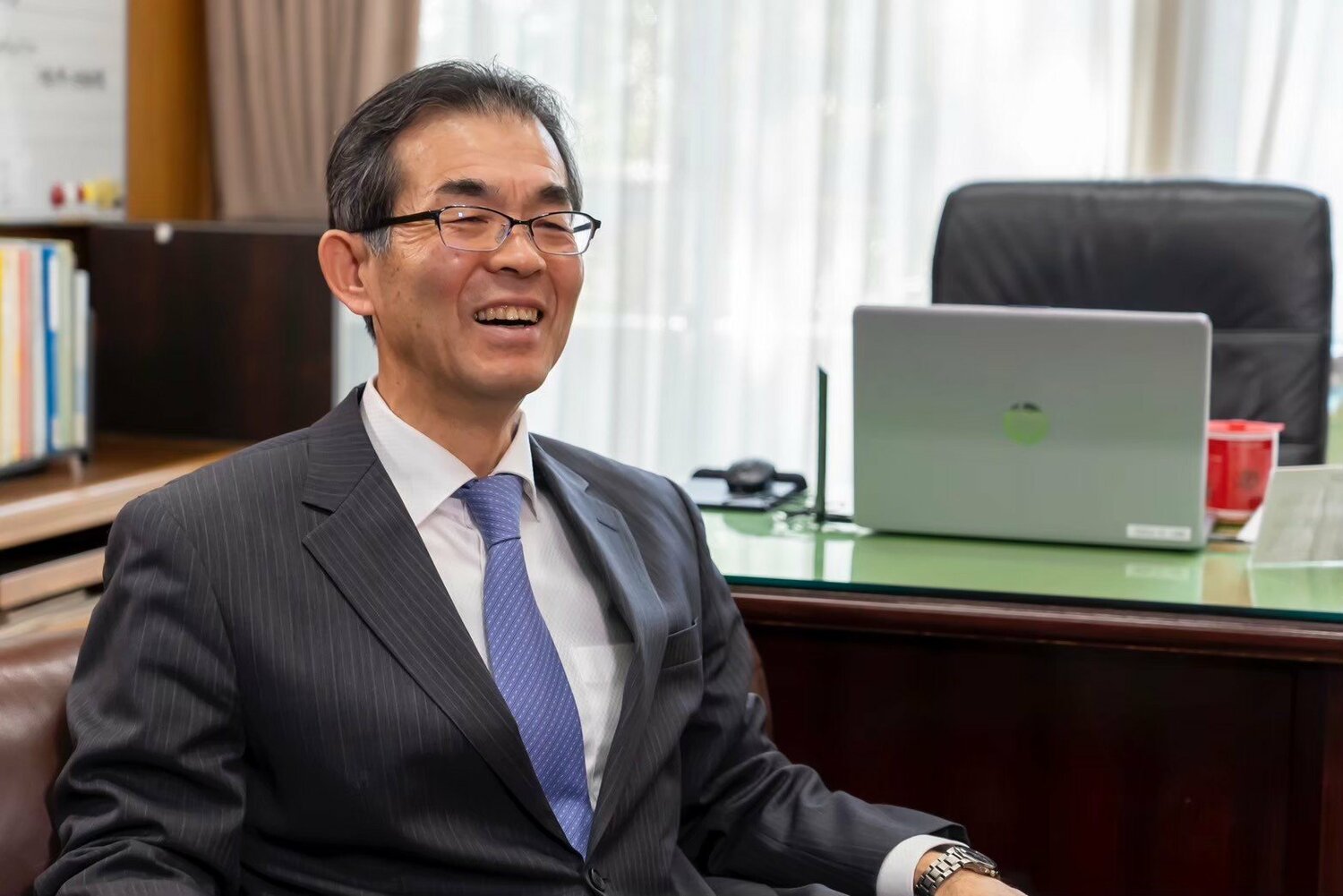 4月から横浜隼人高の校長に就任した東大野球部OBの朝木秀樹氏／本人提供