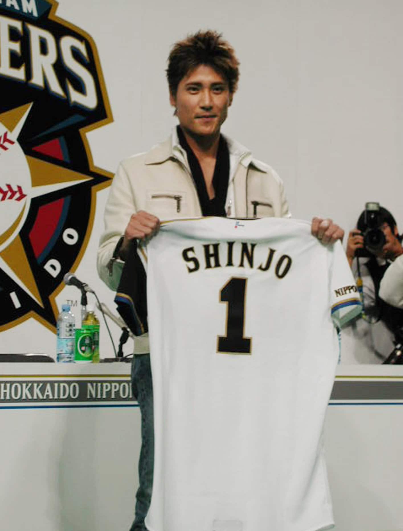 2003年12月、日本ハム入団の記者会見で　©︎JIJI PRESS
