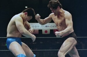 【人気】アントニオ猪木を引っ叩いて「立て！クソジジイ！」 鈴木みのる（当時20歳）が猪木をキレさせた“伝説の第1試合”の真相