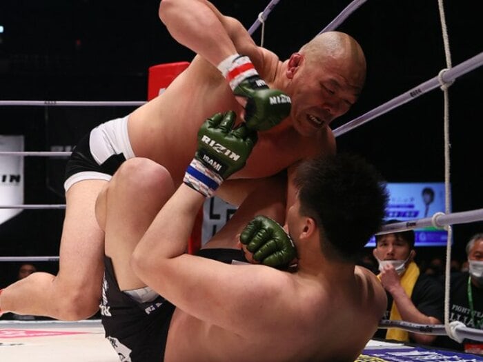 ラストマッチで“キャリア最高のKO勝利”…レジェンド高阪剛(52)が語った“日本MMA界”への提言「今は戦績がすごく大事。ただ…」<Number Web> photograph by RIZIN FF